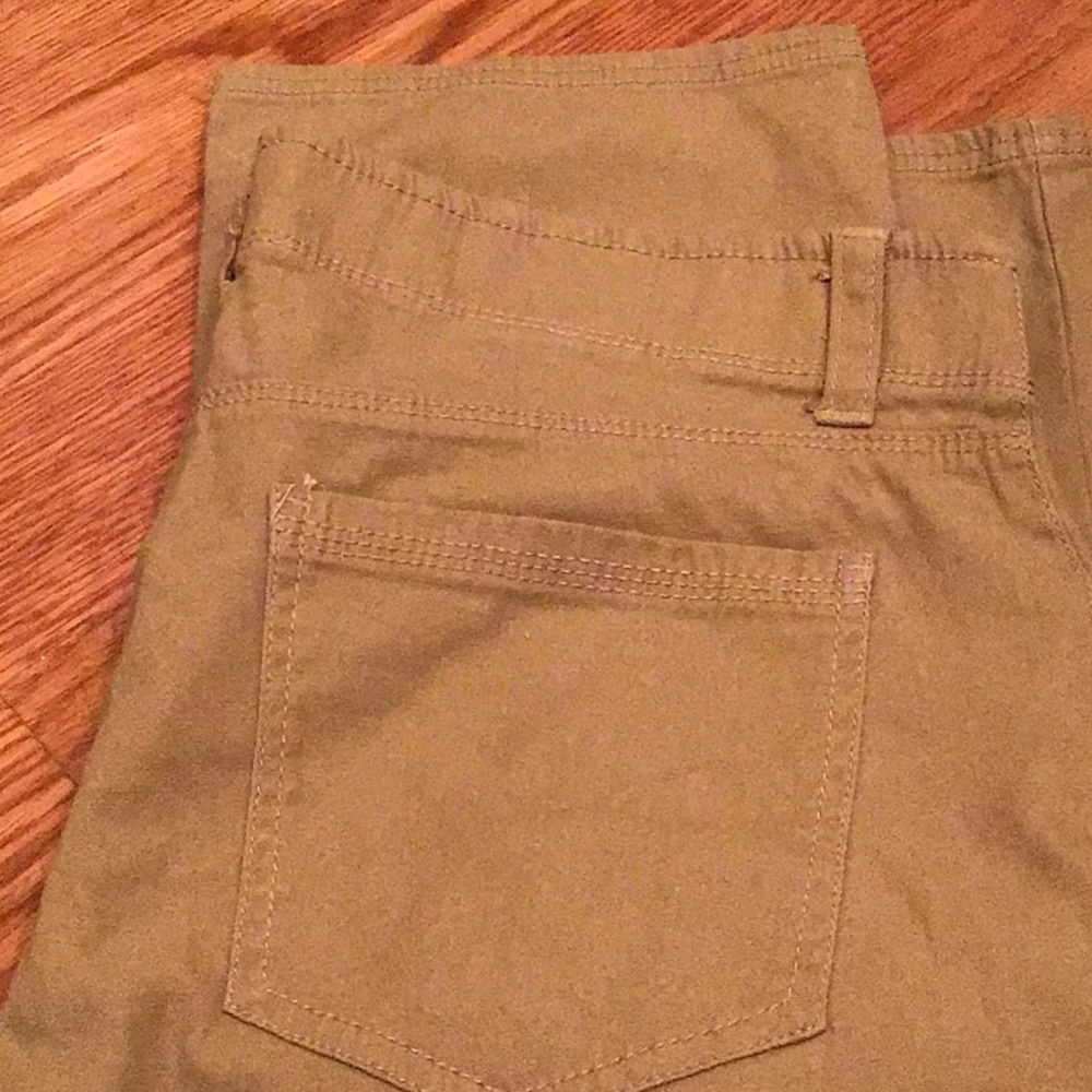 Jeans - Picture 2 of 3
